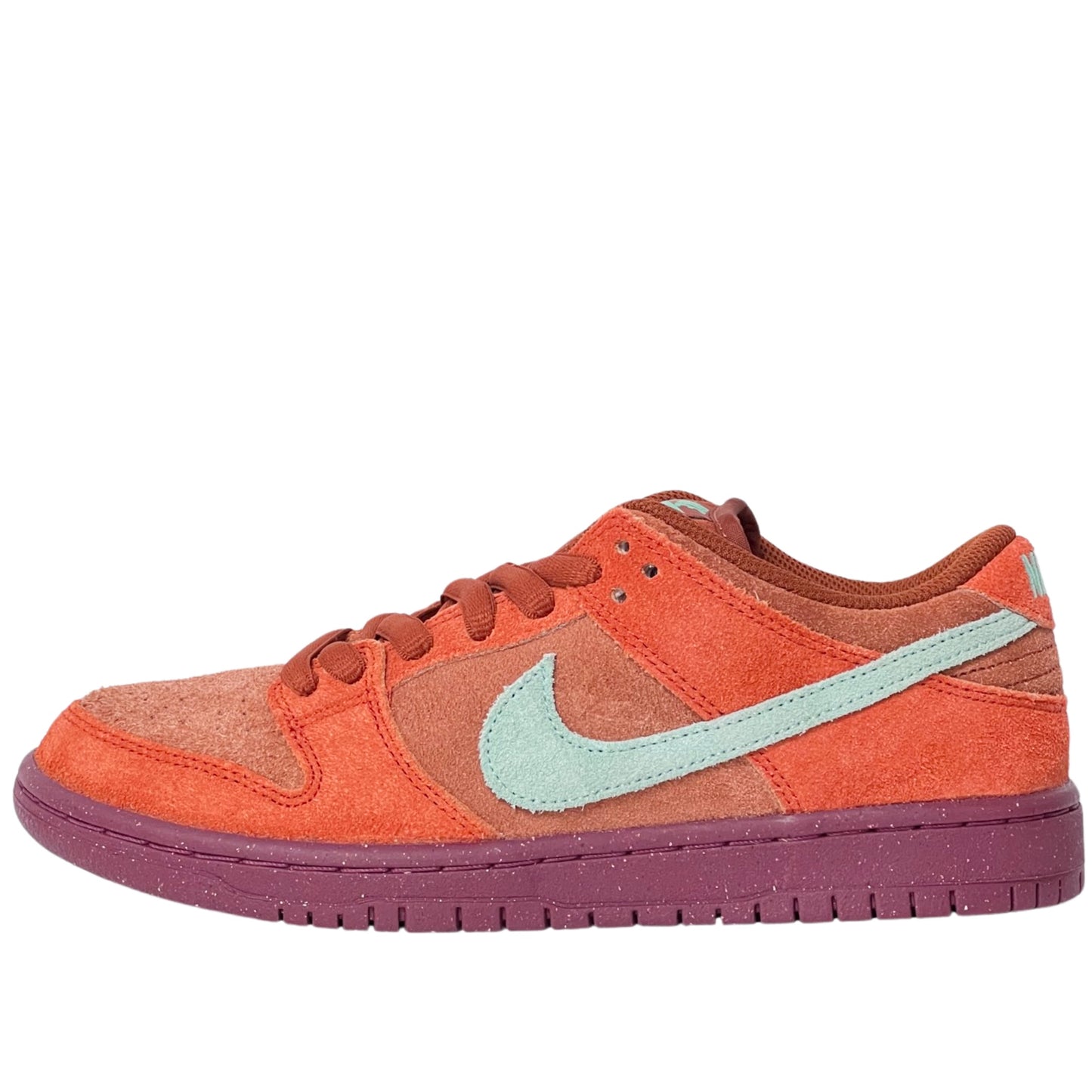 Nike SB Dunk Low Mystic Red