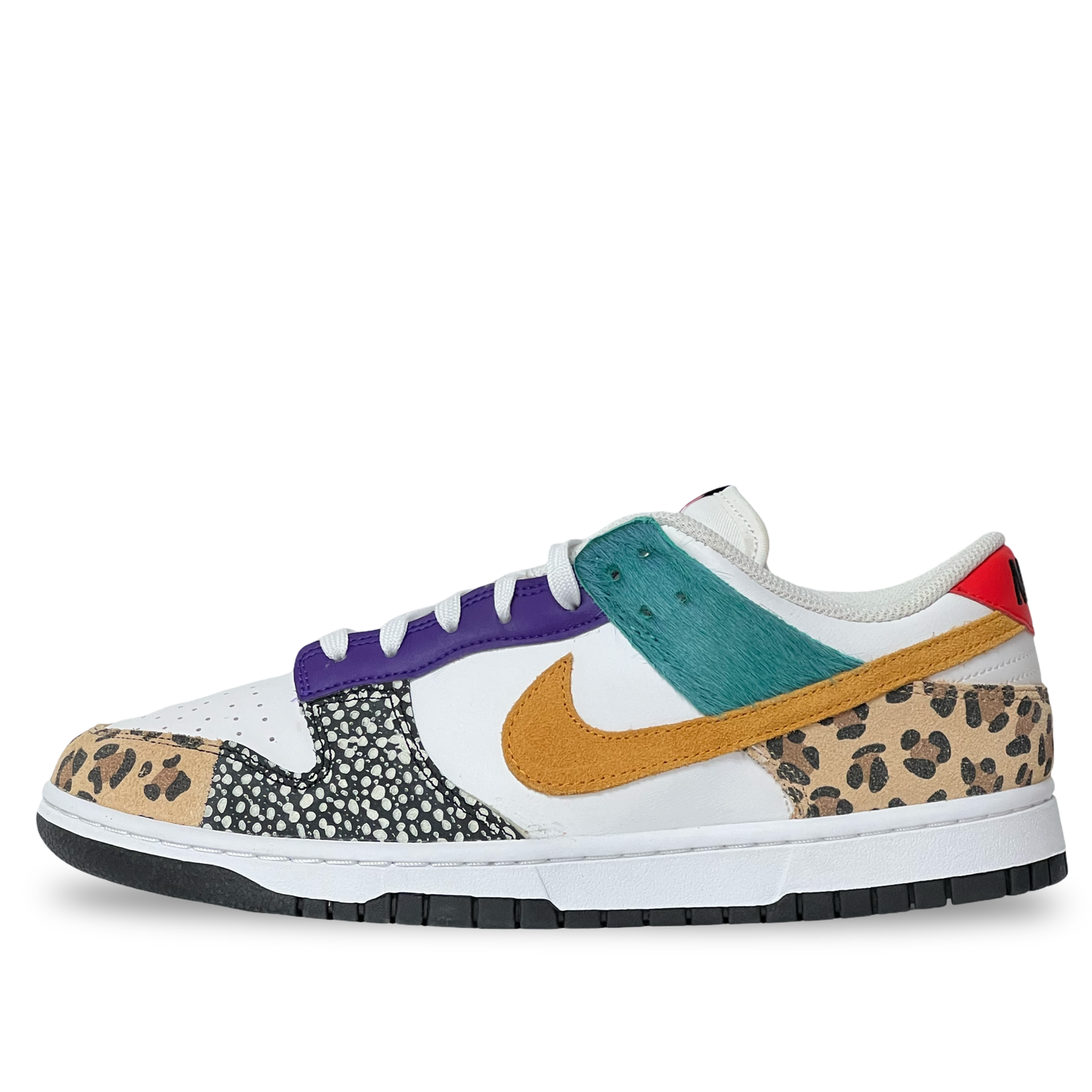 WMNS Nike Dunk Low SE Safari Mix