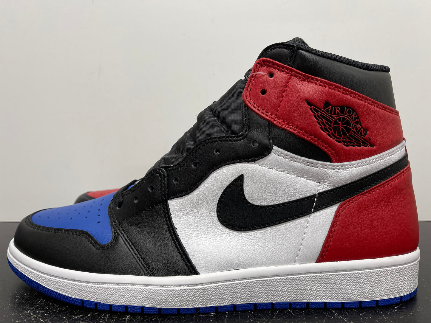 Nike Air Jordan 1 High Top 3
