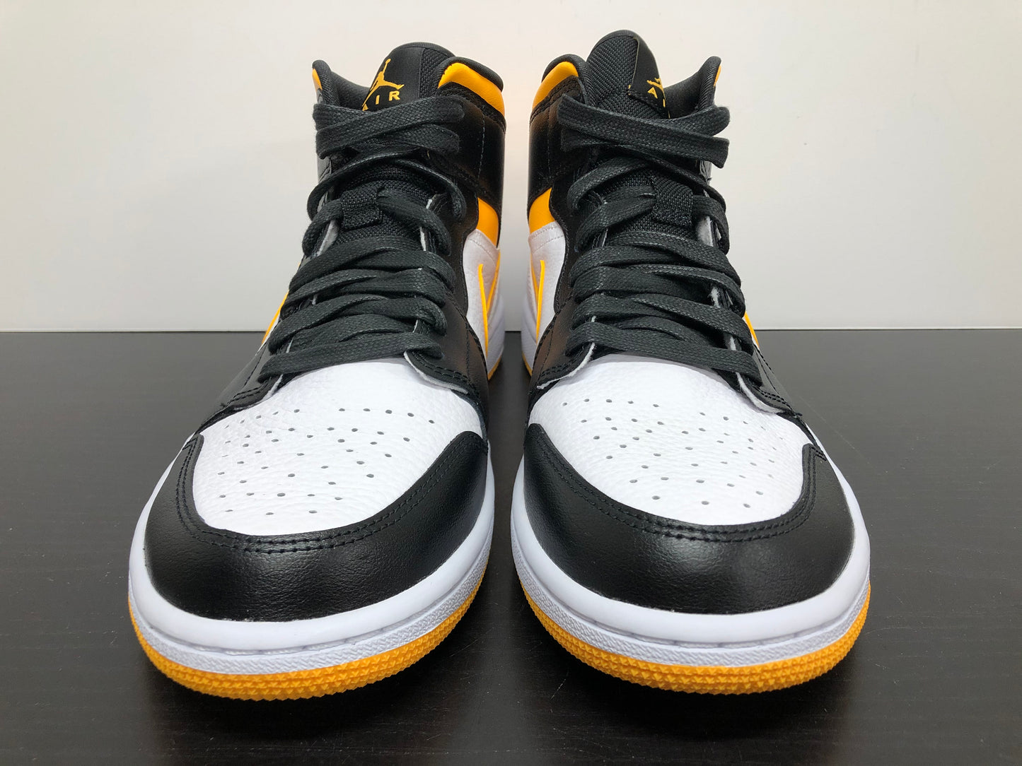 WMNS Nike Air Jordan 1 Mid White Laser Orange