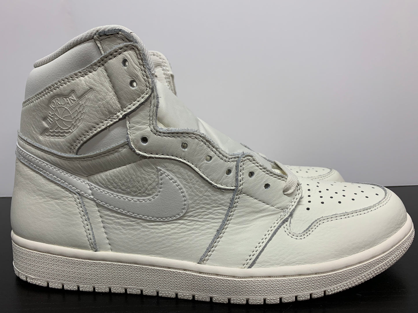 Nike Air Jordan 1 Sail University Red