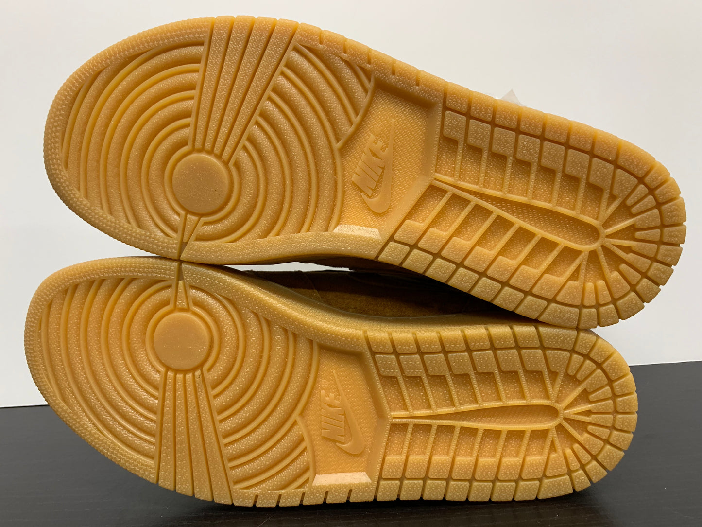 Nike Air Jordan 1 High Wheat