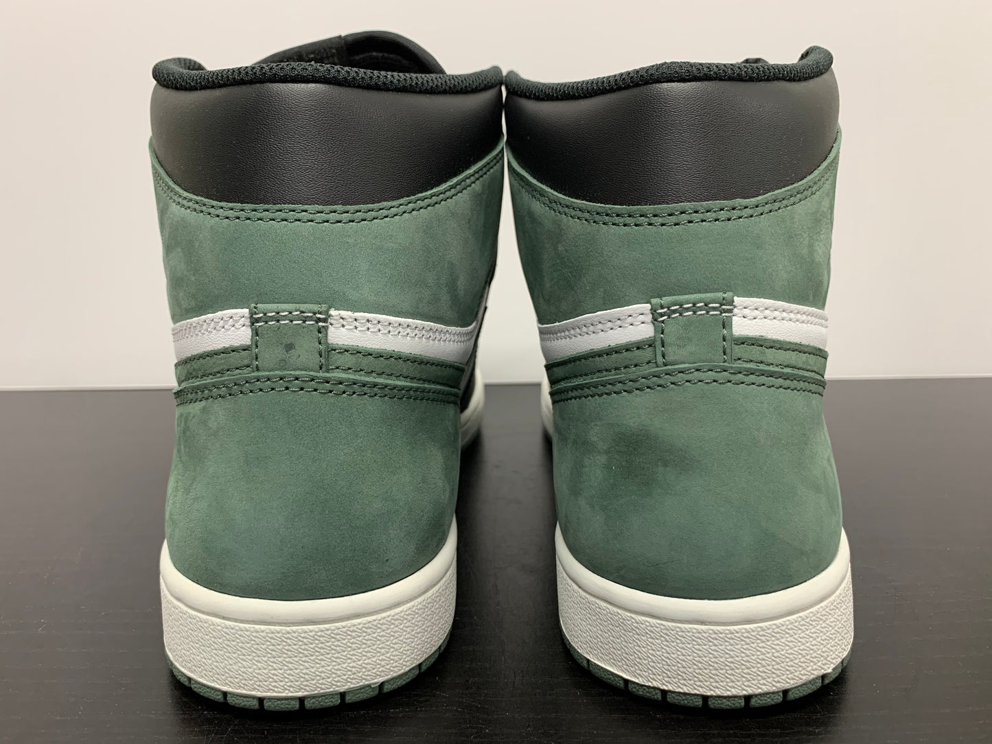 Nike Air Jordan 1 High Clay Green