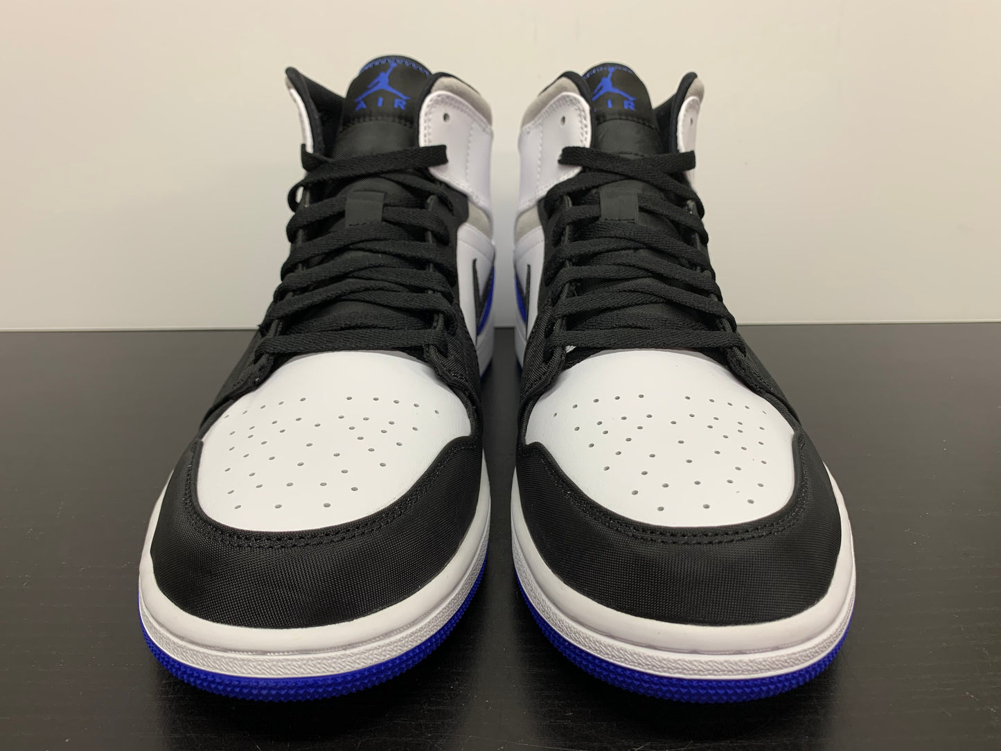 Nike Air Jordan 1 Mid SE Royal Black Toe