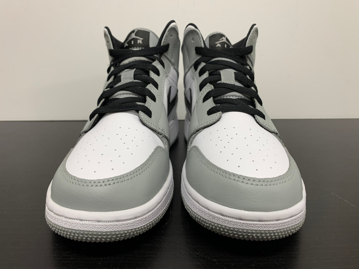 Nike Air Jordan 1 Mid Light Smoke Grey GS