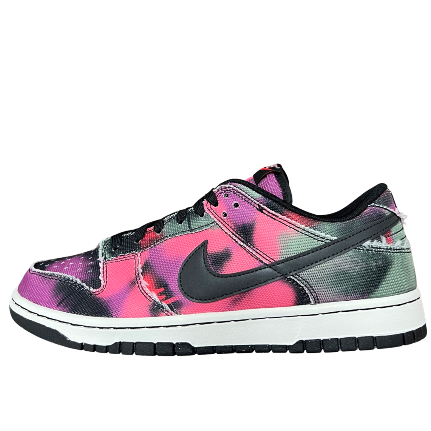 Nike Dunk Low Graffiti Pink
