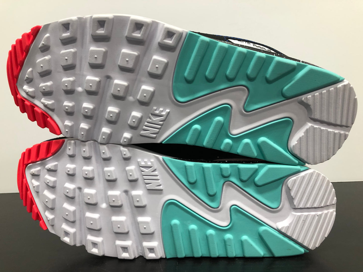 Nike Air Max 90 Supernova 2020