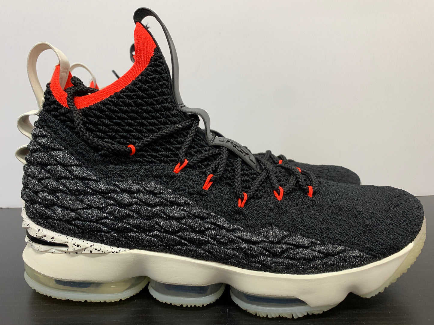 Nike LeBron 15 Bright Crimson