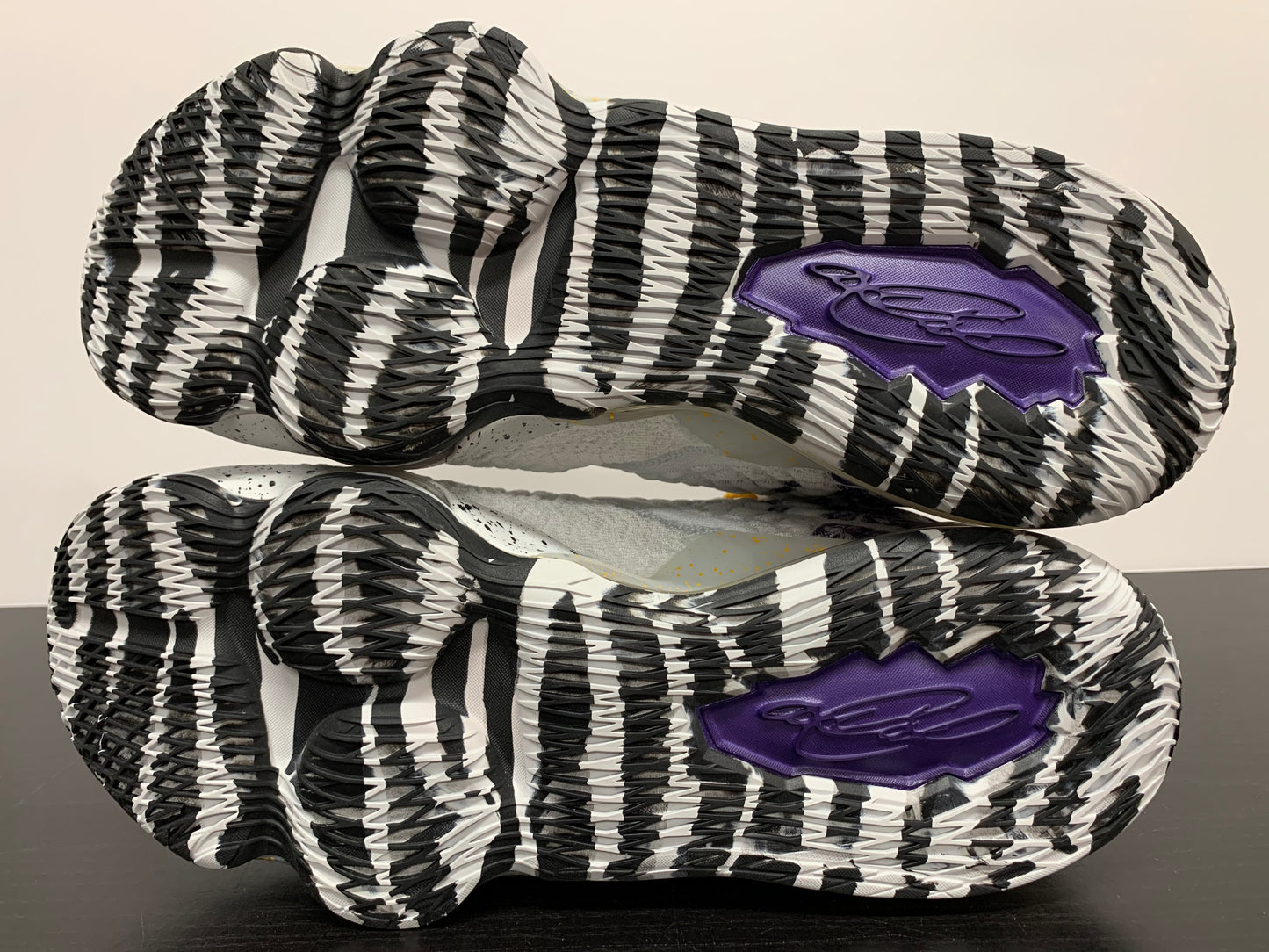 Nike LeBron 17 Bron 2K Playoff