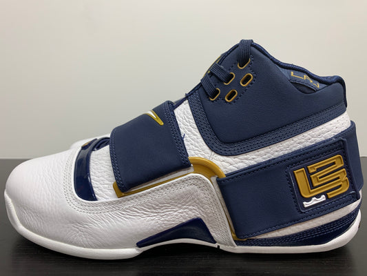 Nike LeBron Zoom Soldier 1 25 Straight