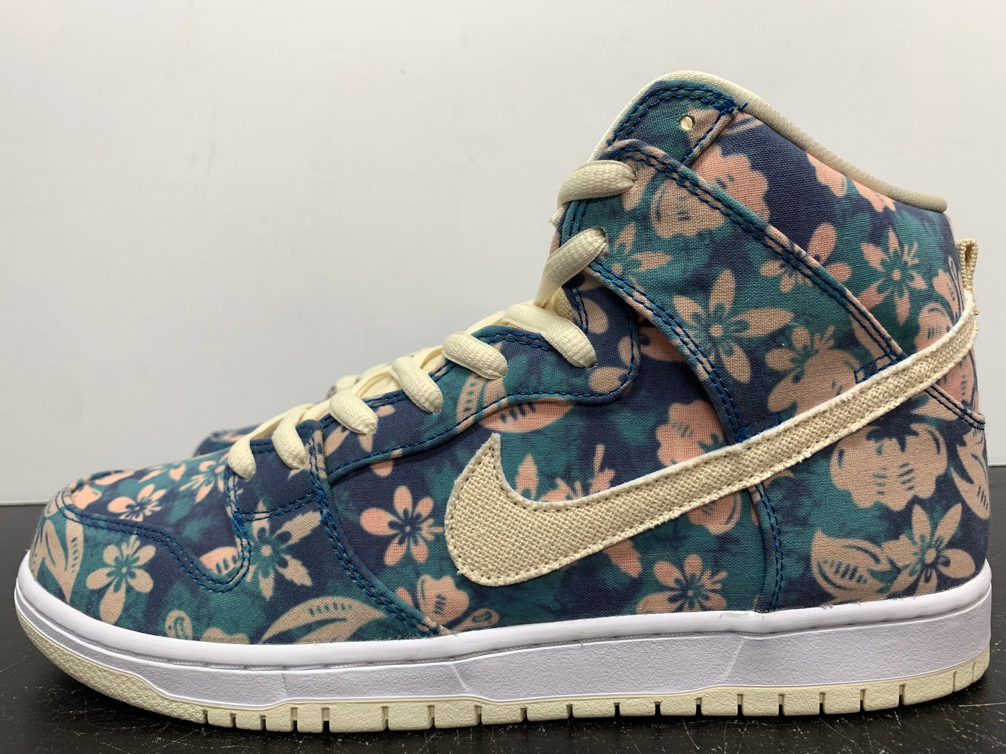 Nike SB Dunk High Hawaii