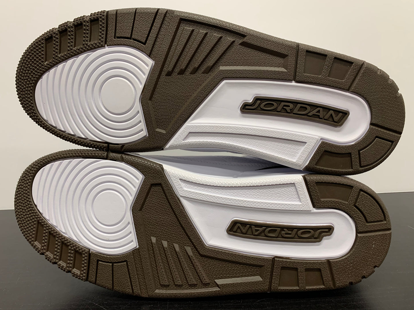 Nike Air Jordan 3 Mocha 2018