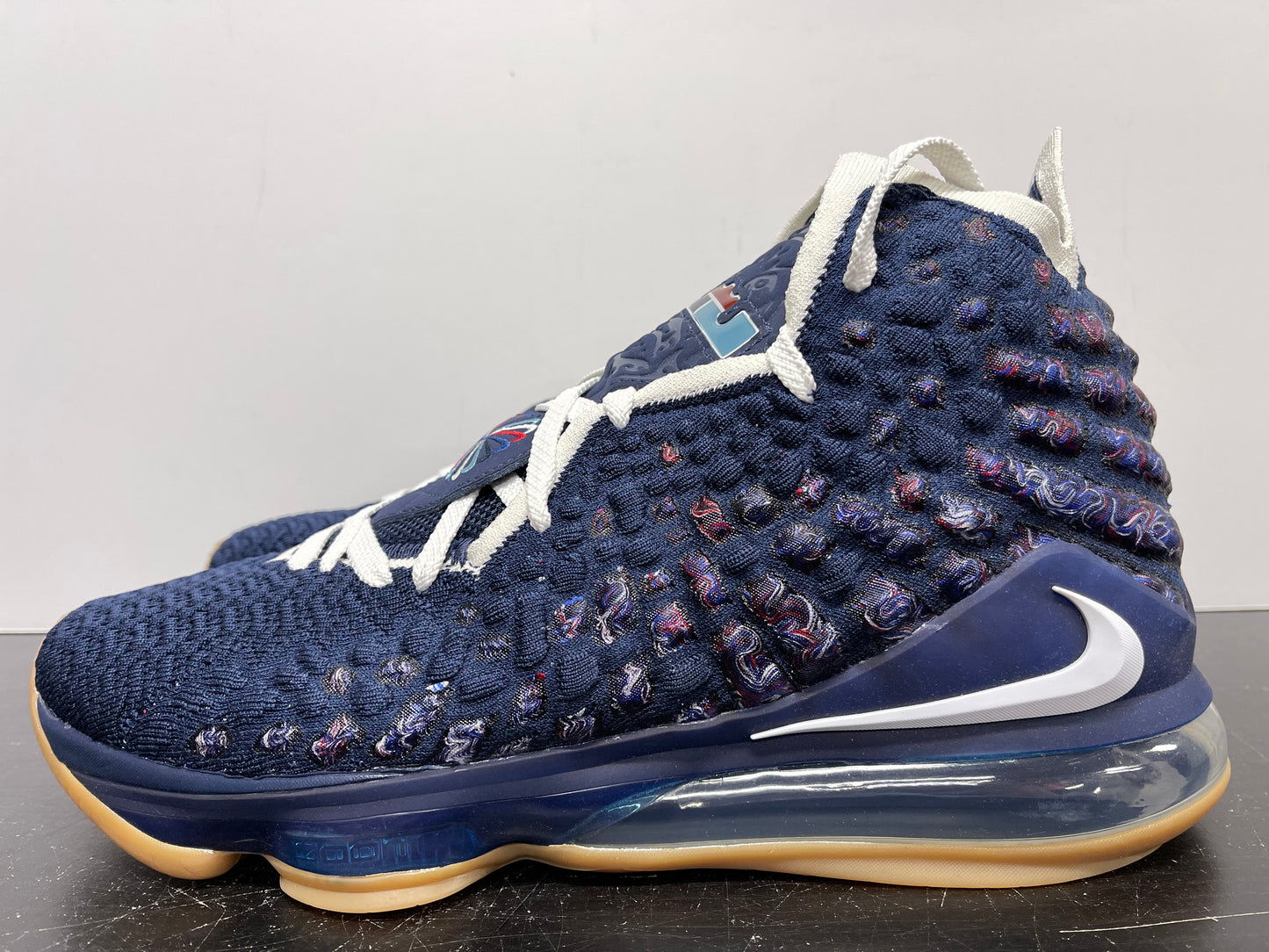 Nike LeBron 17 College Navy