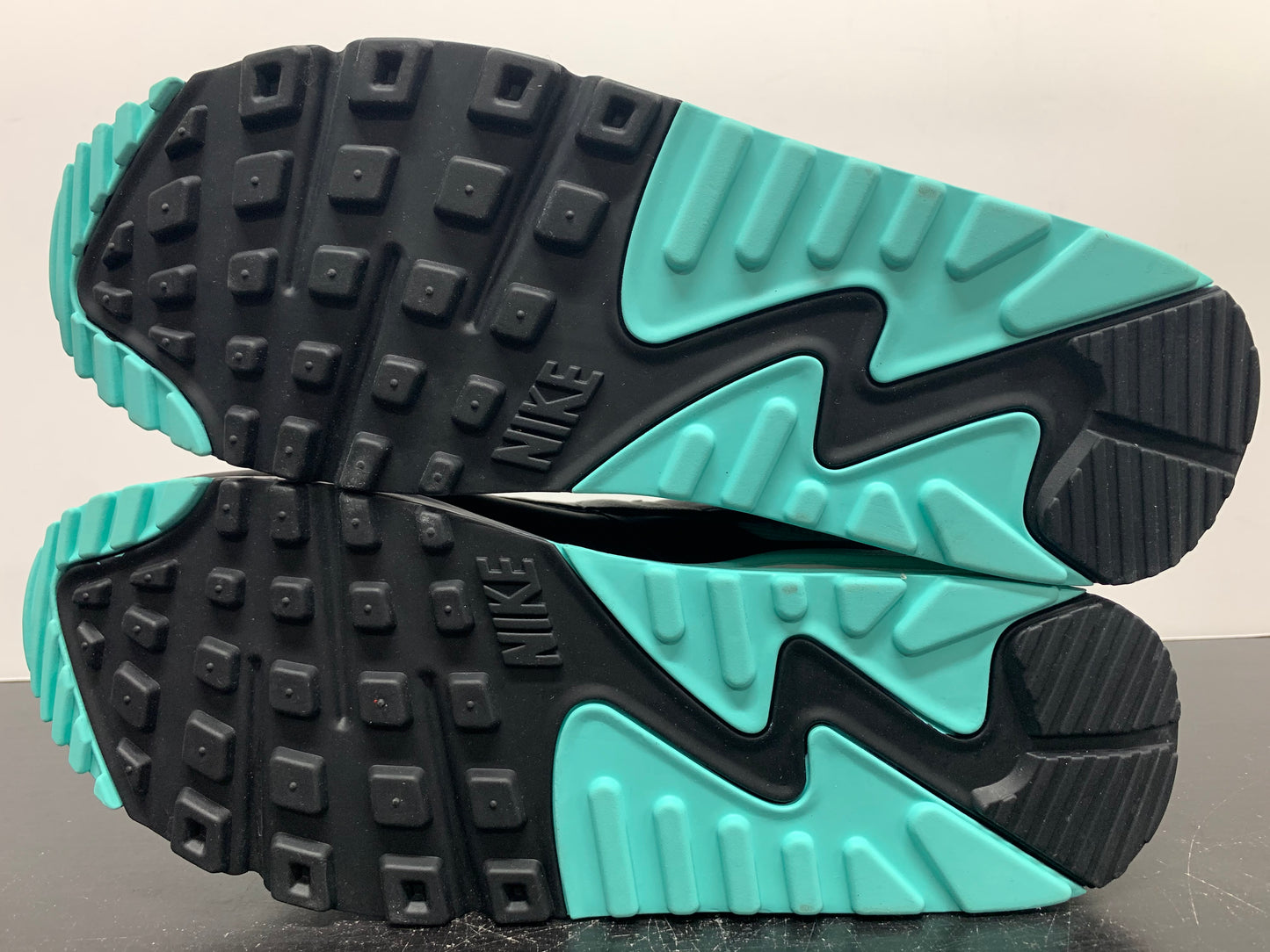 Nike Air Max 90 Hyper Turquoise