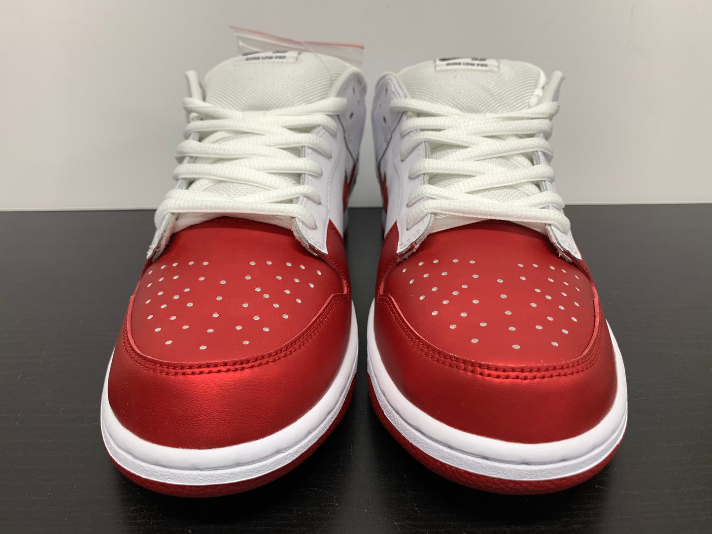 Nike SB Dunk Low Supreme Varsity Red