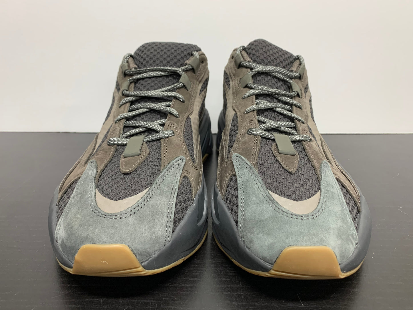 Adidas Yeezy Boost 700 V2 Geode