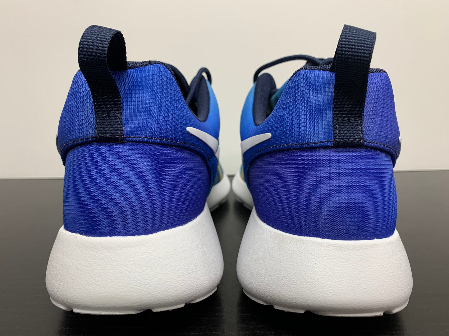 Nike Roshe Run Sunrise Size 10