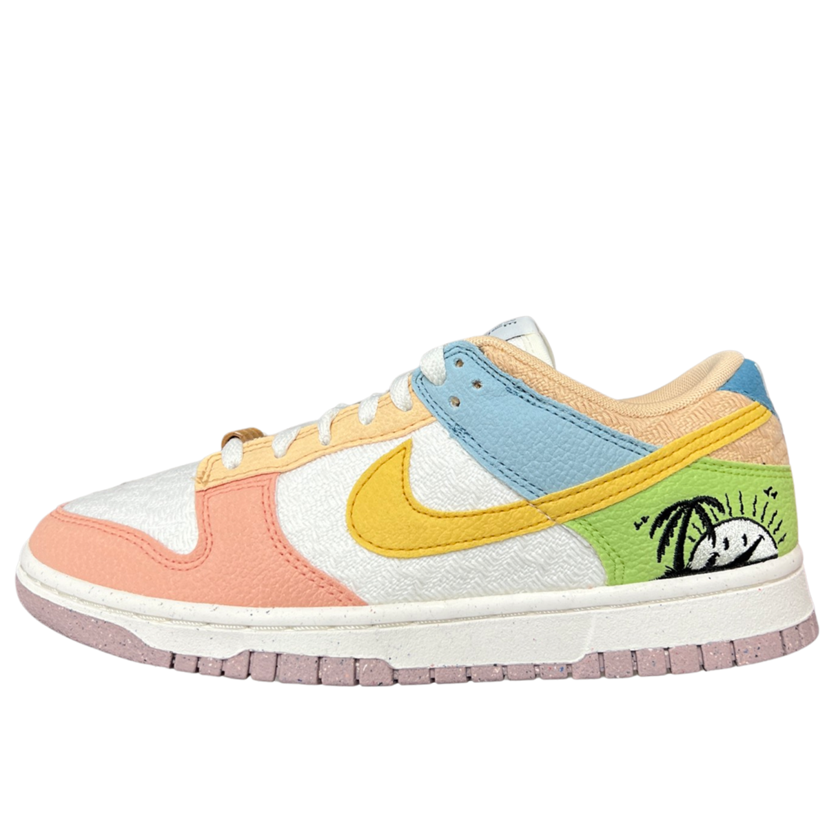 WMNS Nike Dunk Low SE Sun Club – ChillyKicks