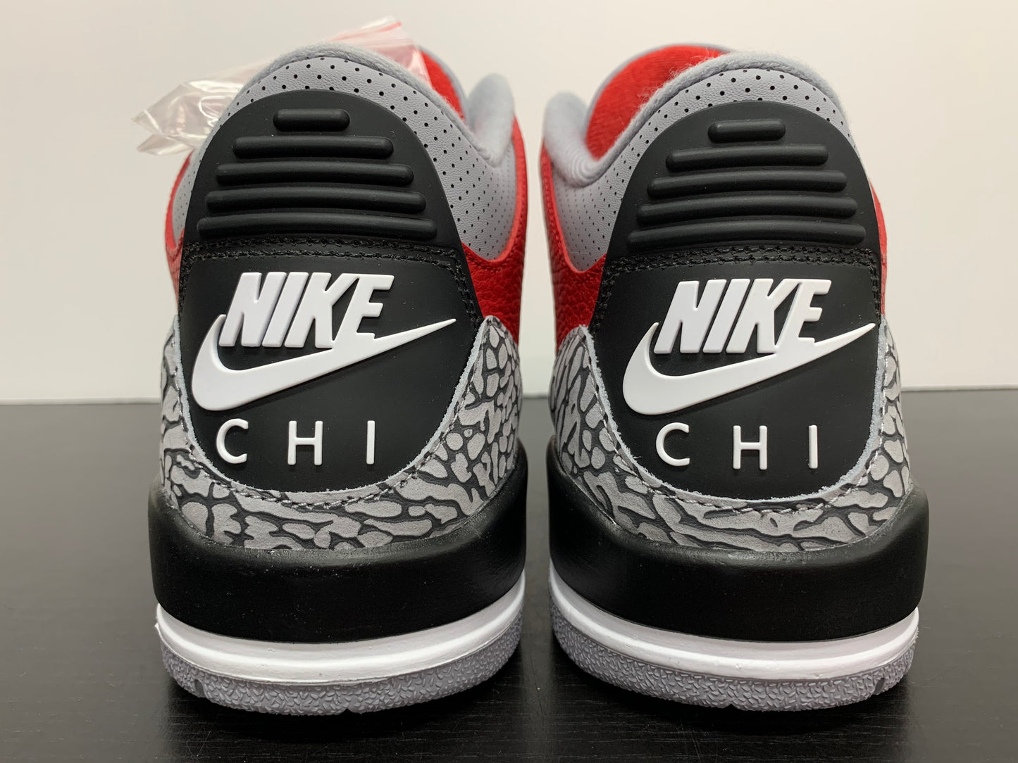 Nike Air Jordan 3 Unite Varsity Red (Nike Chi)