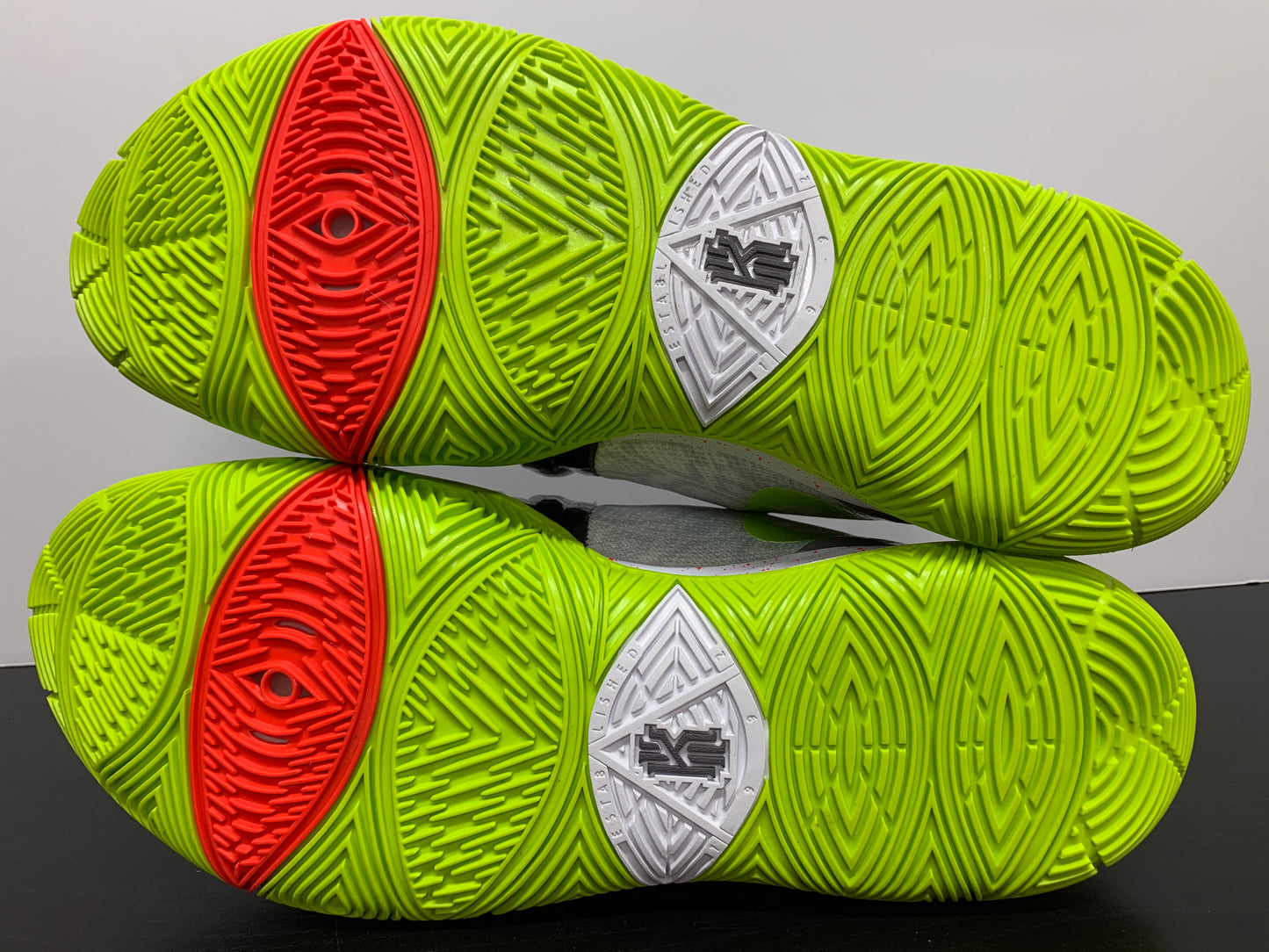 Nike Kyrie 5 Mamba Mentality Size 14