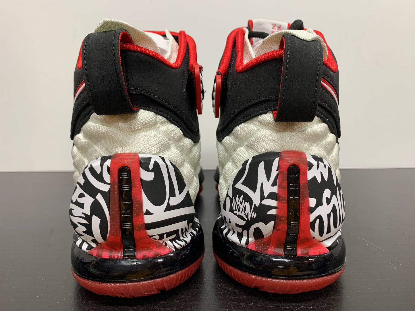 Nike LeBron 17 Graffiti
