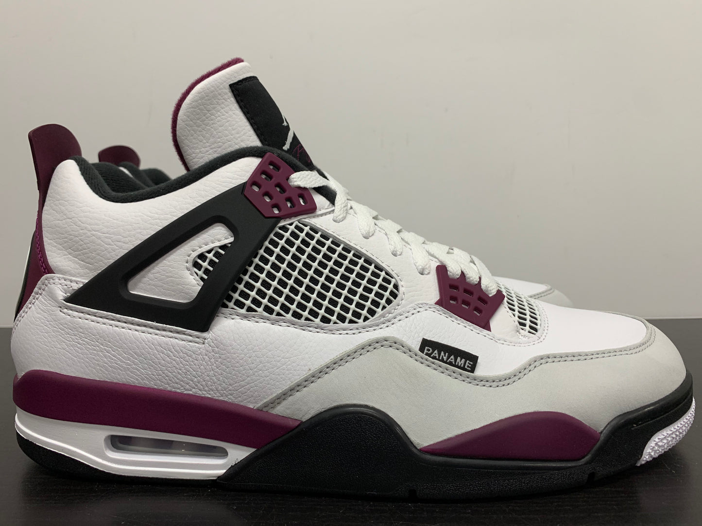 Nike Air Jordan 4 PSG Paris Saint-Germain