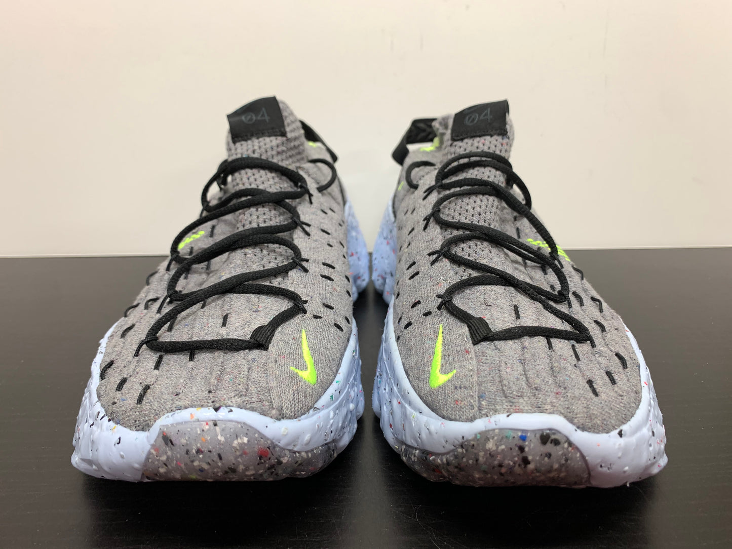 WMNS Nike Space Hippie 04 Volt