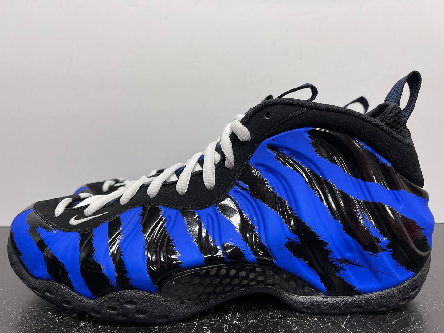 Nike Air Foamposite One Memphis Tigers