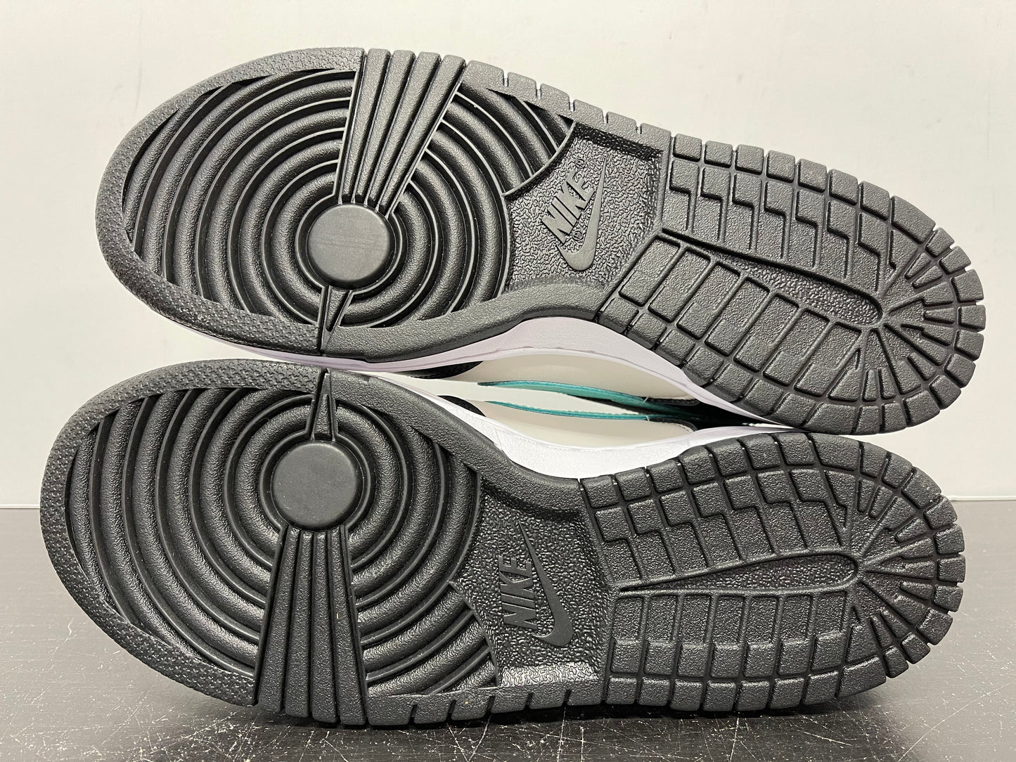 Nike Dunk Low Light Bone Tropical Twist GS