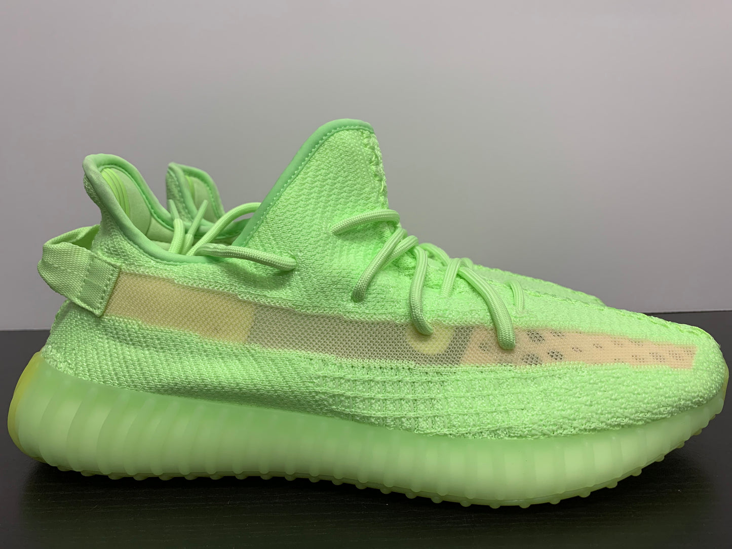 Adidas Yeezy Boost 350 V2 Glow