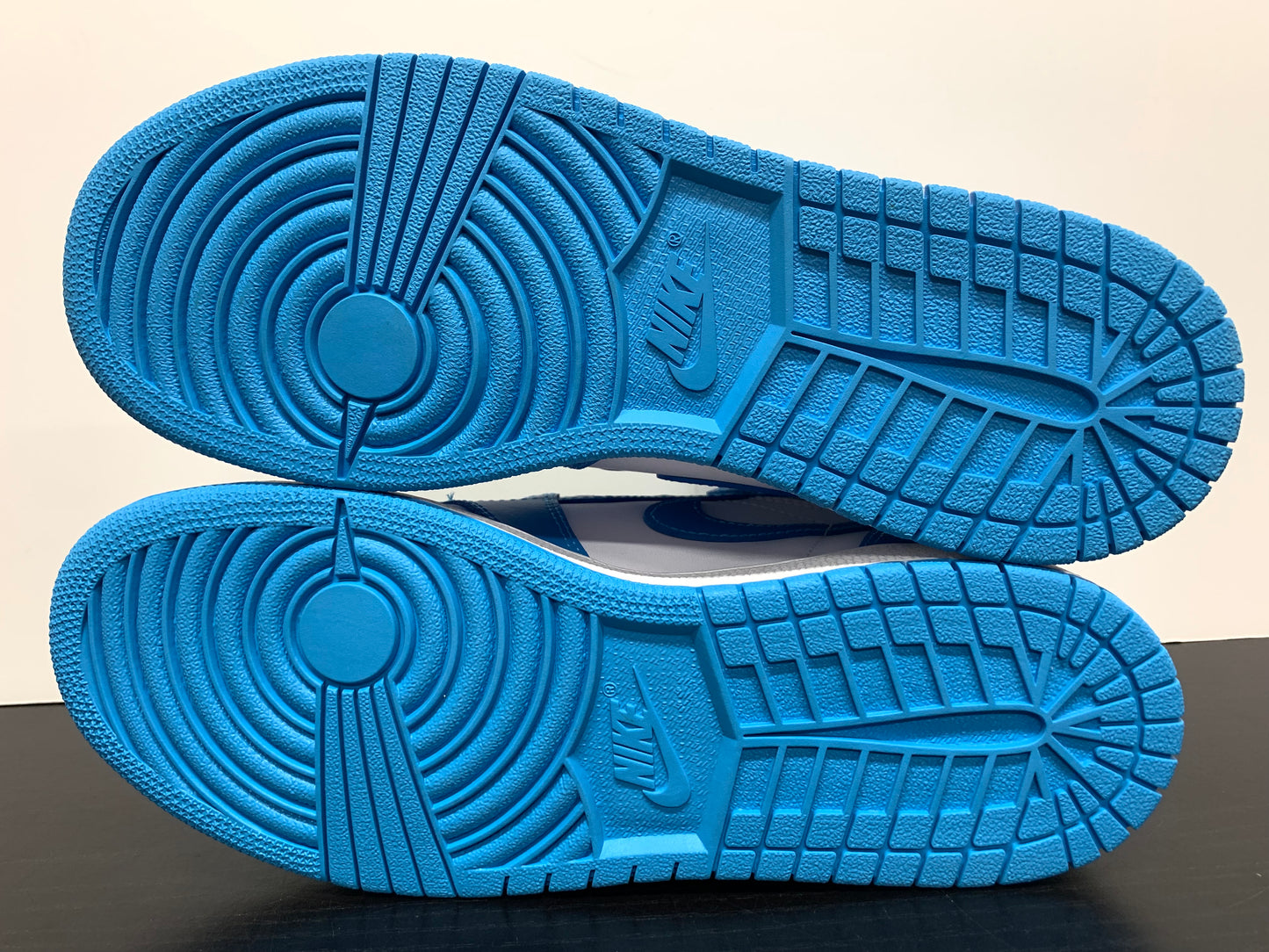 Nike Air Jordan 1 UNC GS