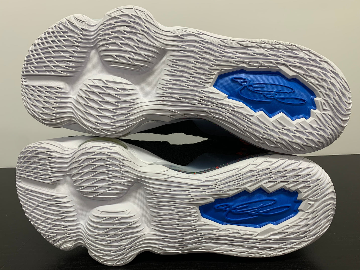 Nike LeBron 17 James Gang