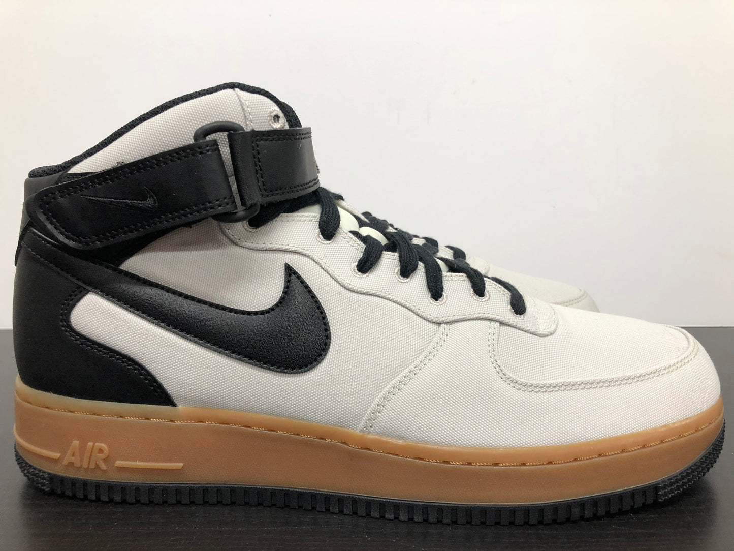 Nike Air Force 1 Mid TXT Light Bone