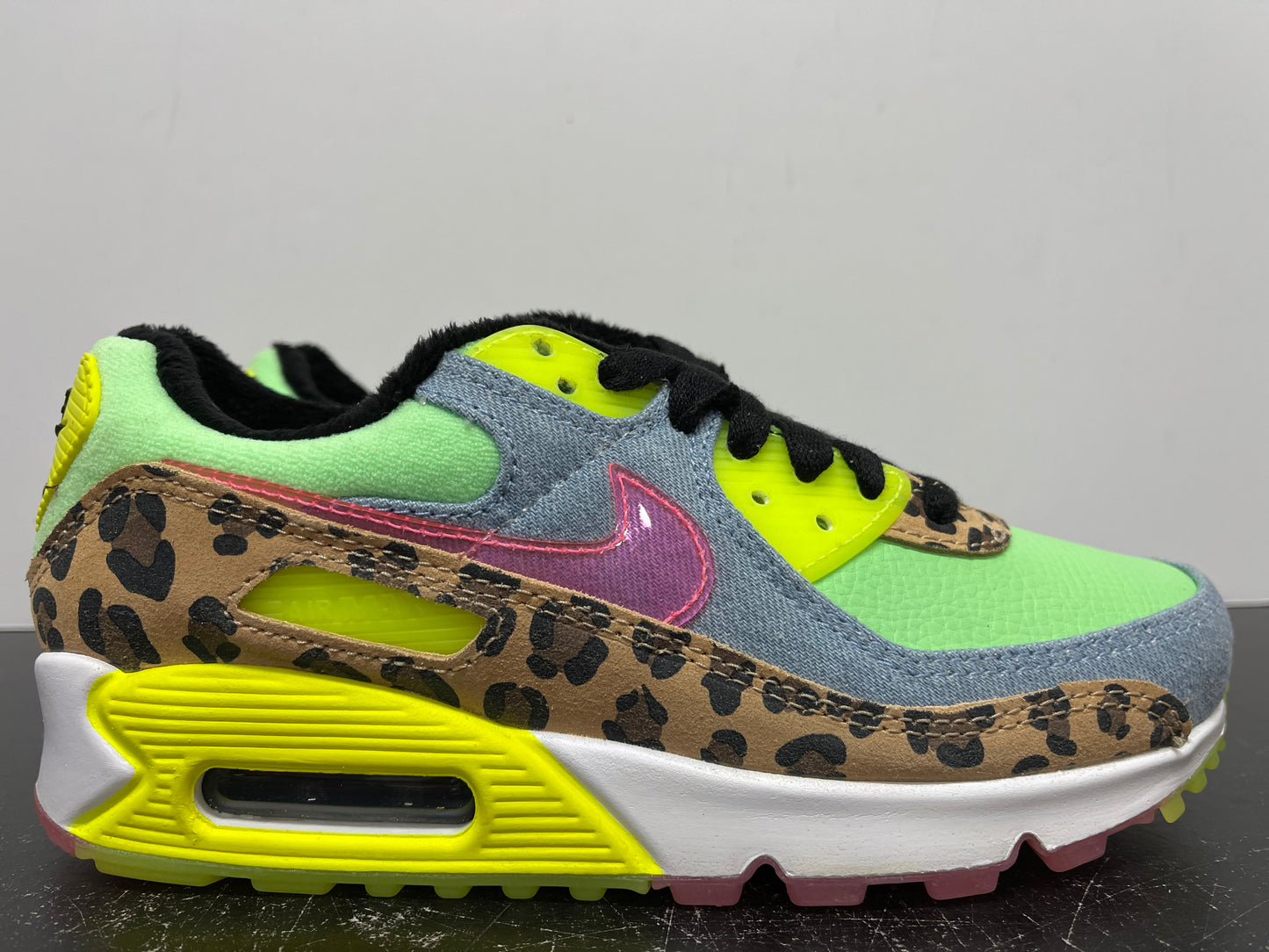 WMNS Nike Air Max 90 90s Dancefloor Green