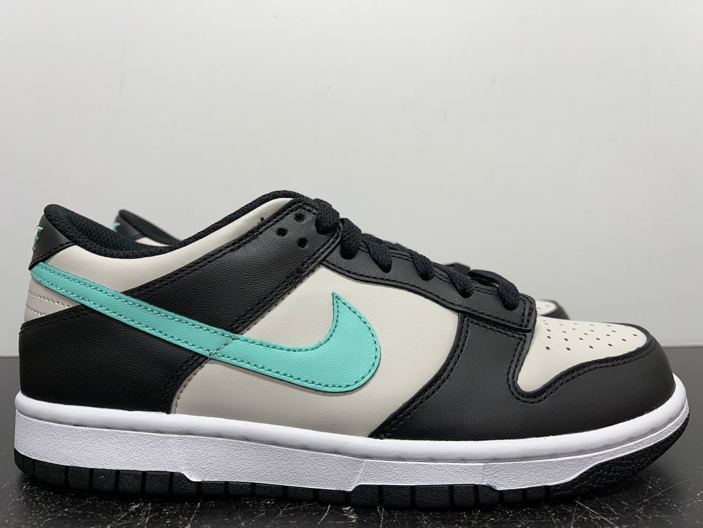 Nike Dunk Low Light Bone Tropical Twist GS