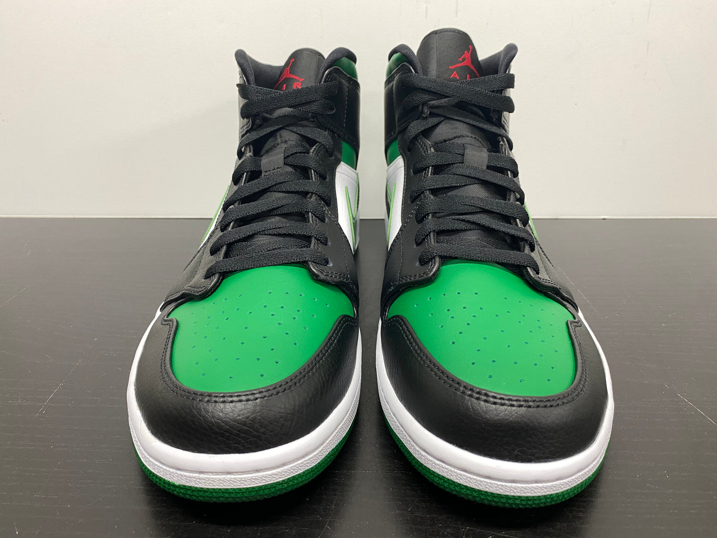 Nike Air Jordan 1 Mid Pine Green