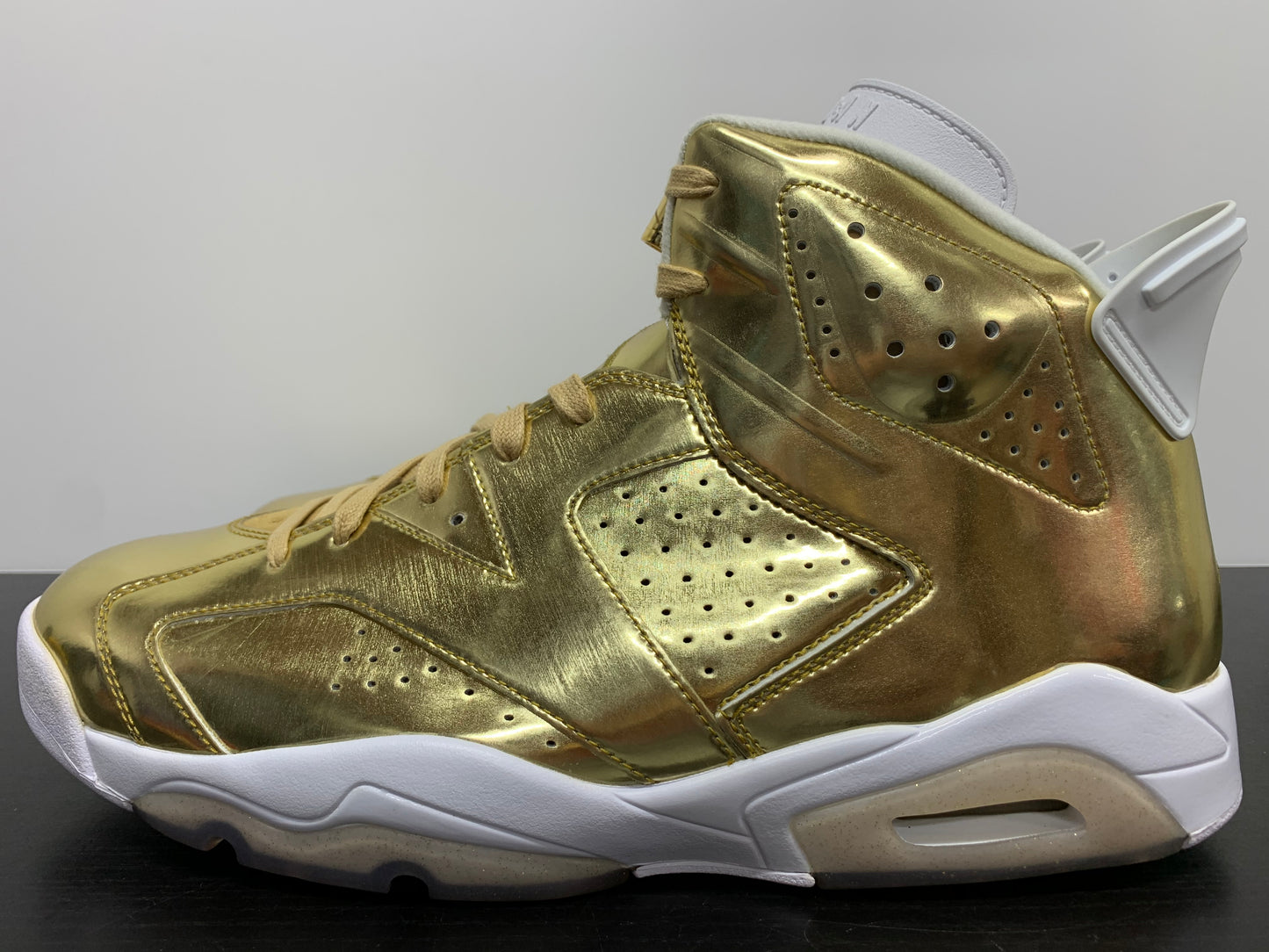 Nike Air Jordan 6 Pinnacle Metallic Gold