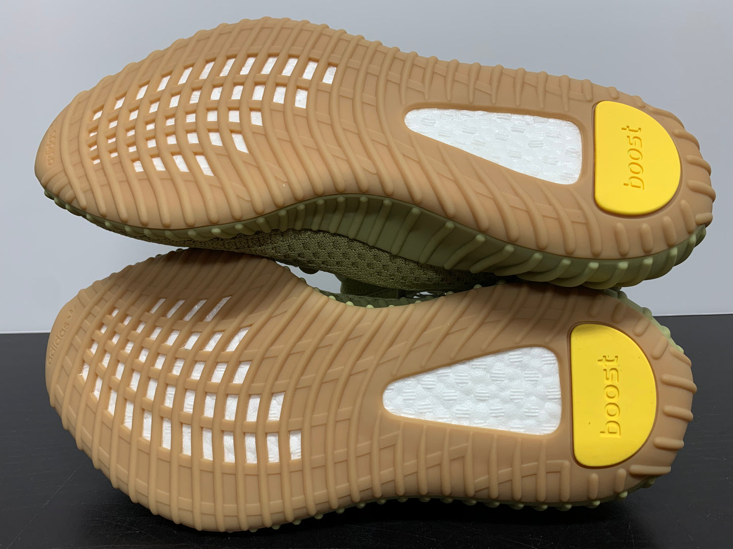 Adidas Yeezy Boost 350 V2 Sulfur