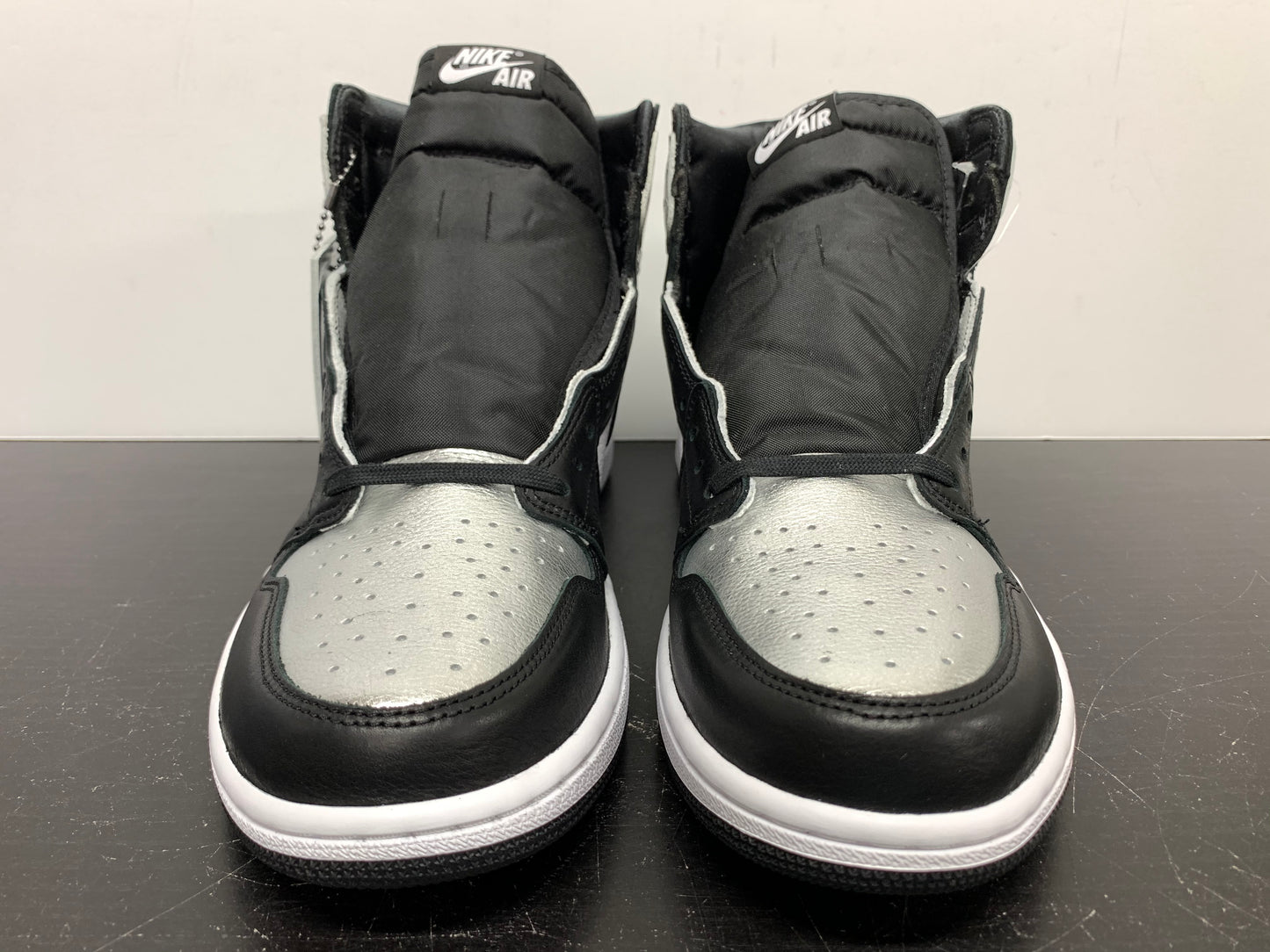 WMNS Nike Air Jordan 1 Silver Toe