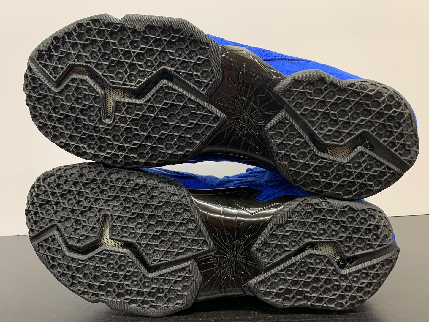 Nike LeBron 11 EXT Blue Suede Promo Size 12.5