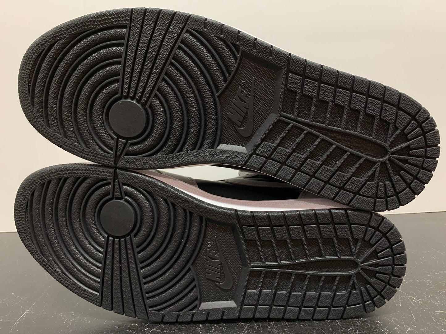 Nike Air Jordan 1 High Shadow 2.0