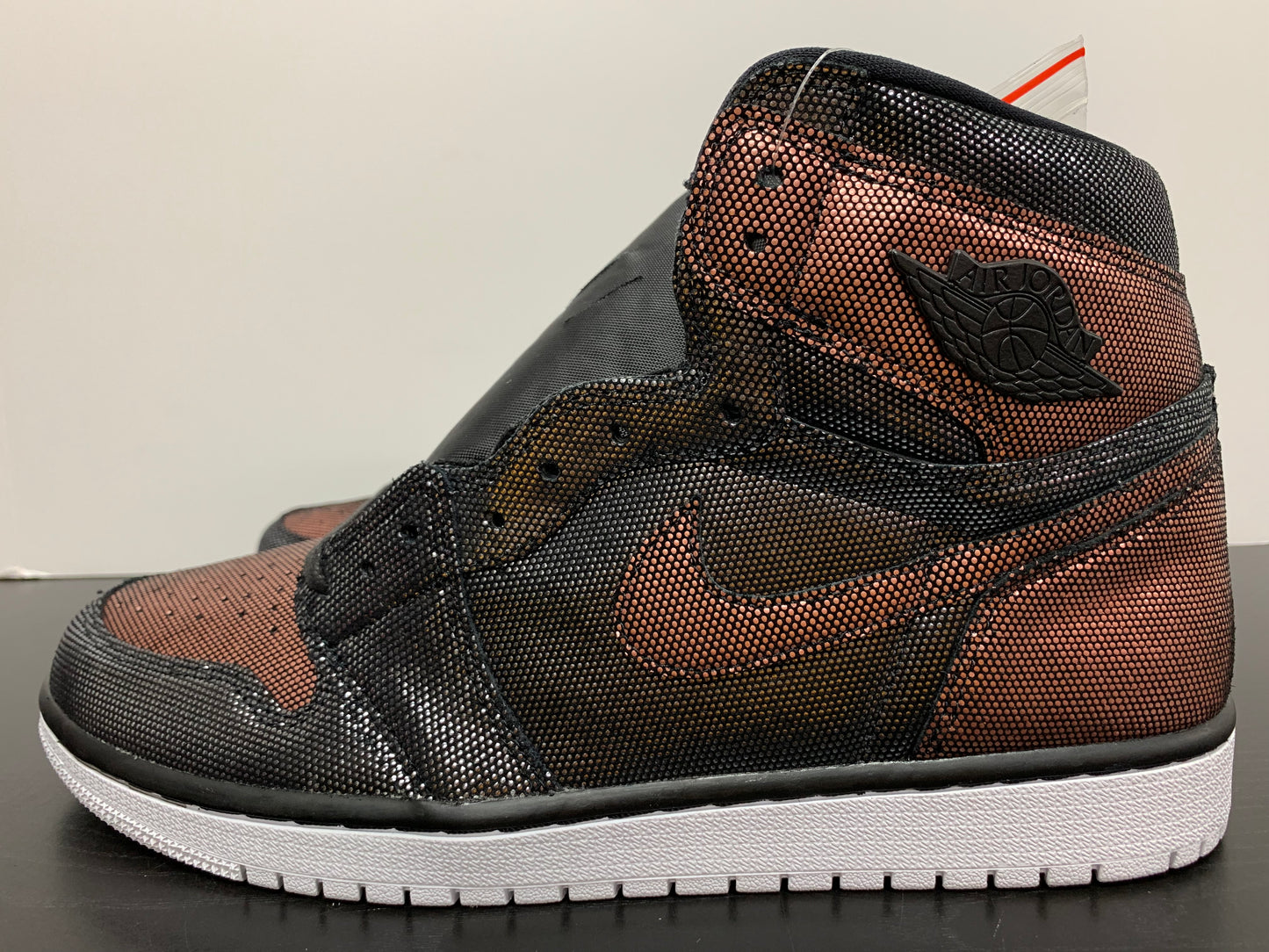WMNS Nike Air Jordan 1 Fearless Black Metallic Rose Gold
