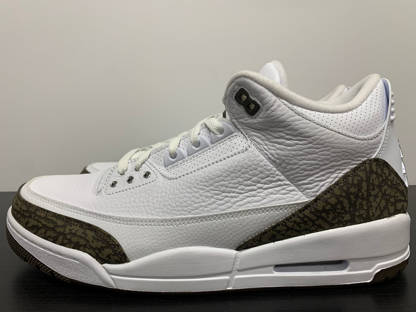 Nike Air Jordan 3 Mocha 2018