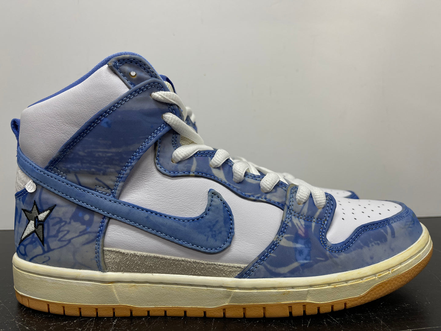 Nike SB Dunk High Carpet Company