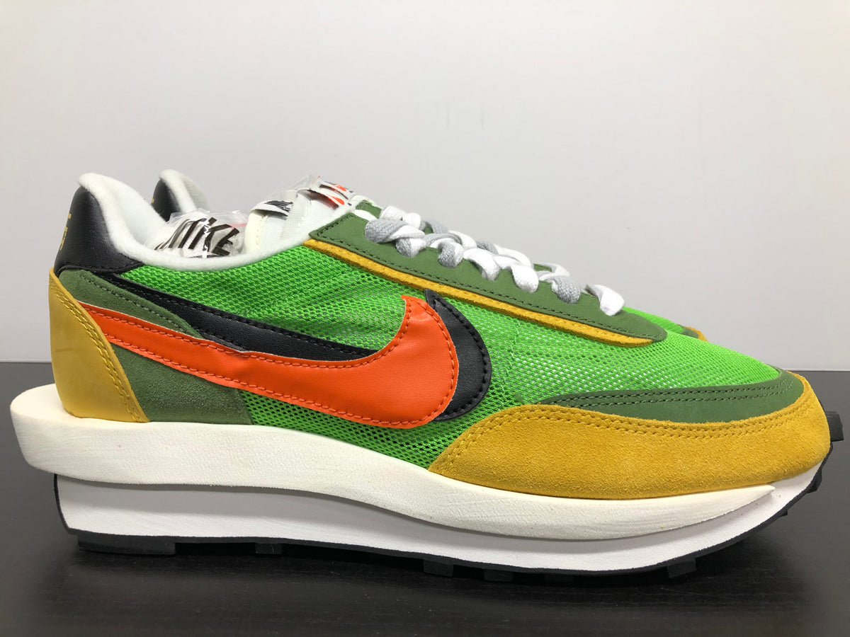 Sacai x nike shop ldv waffle green gusto