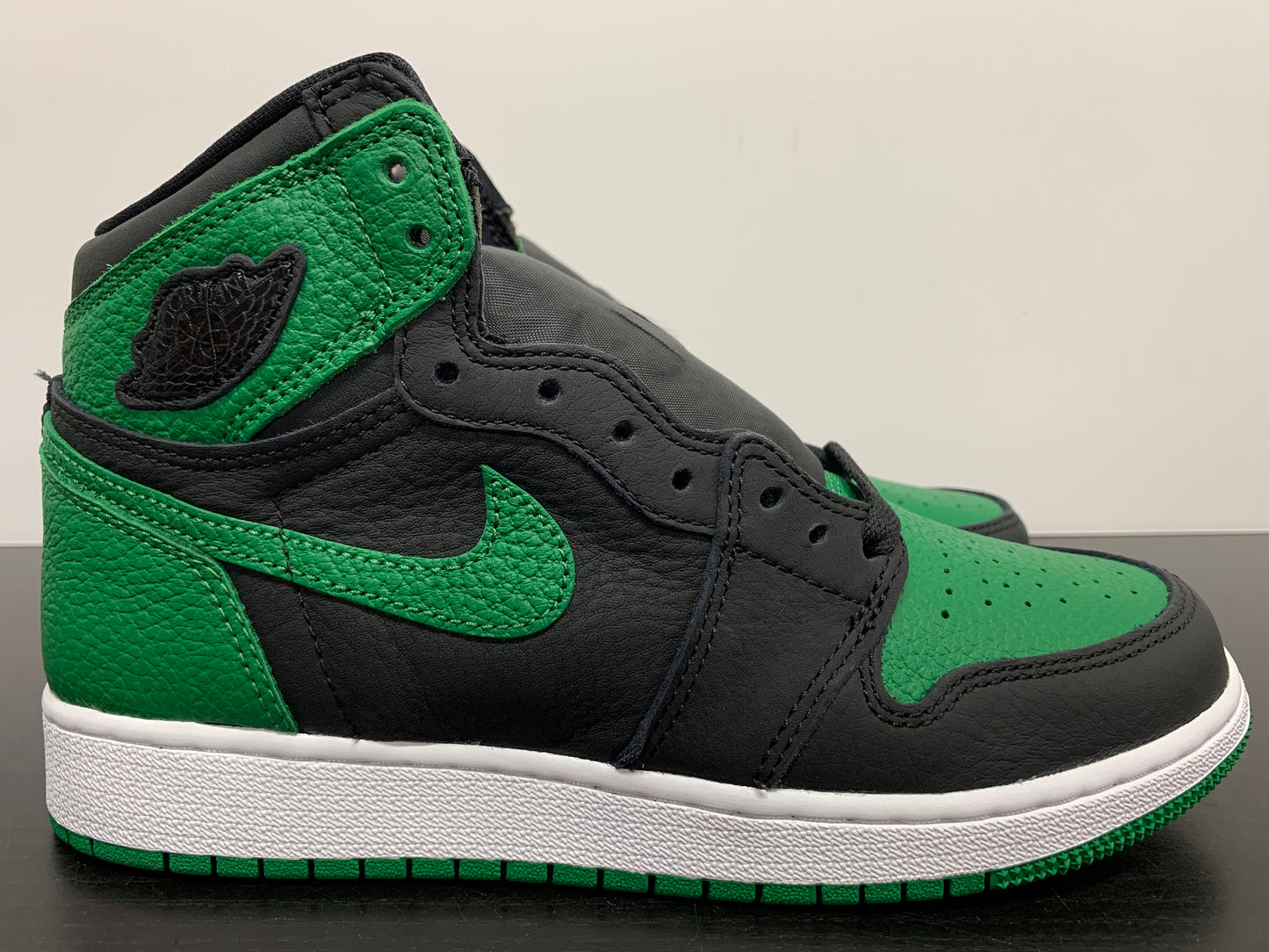 Nike Air Jordan 1 Pine Green Black GS