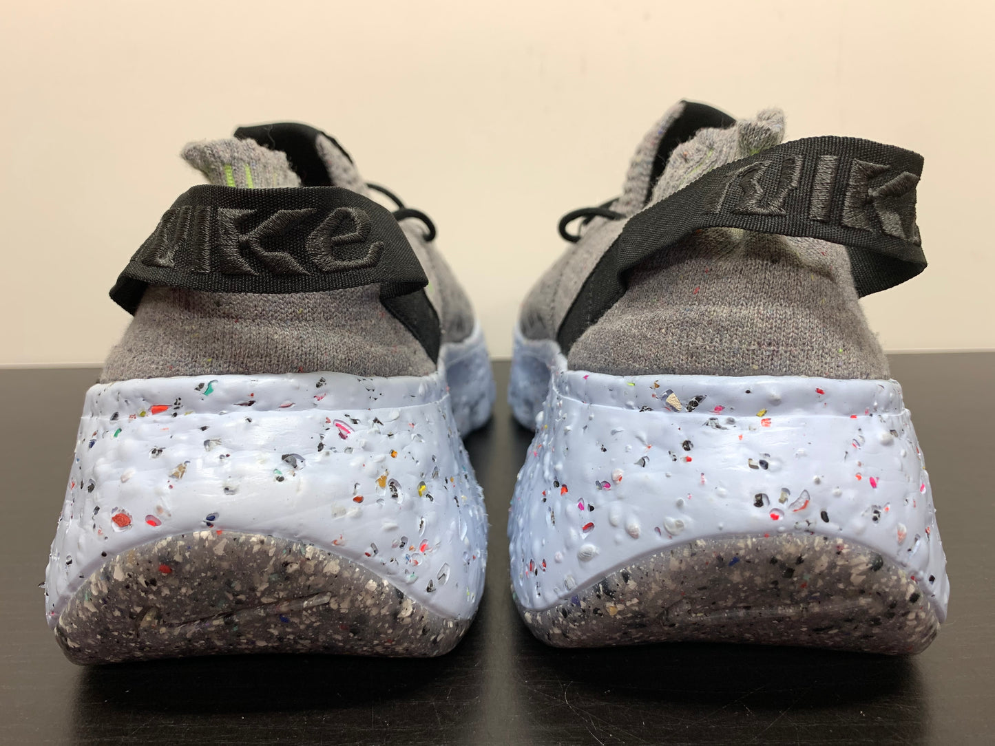 WMNS Nike Space Hippie 04 Volt
