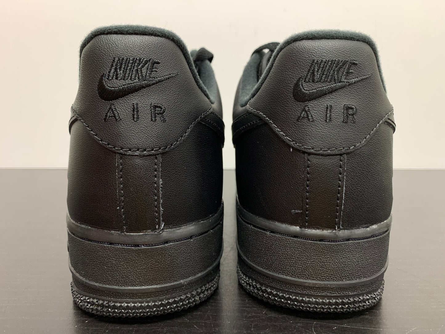 Nike Air Force 1 Low Supreme Black