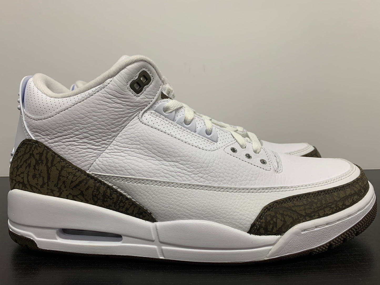 Nike Air Jordan 3 Mocha 2018