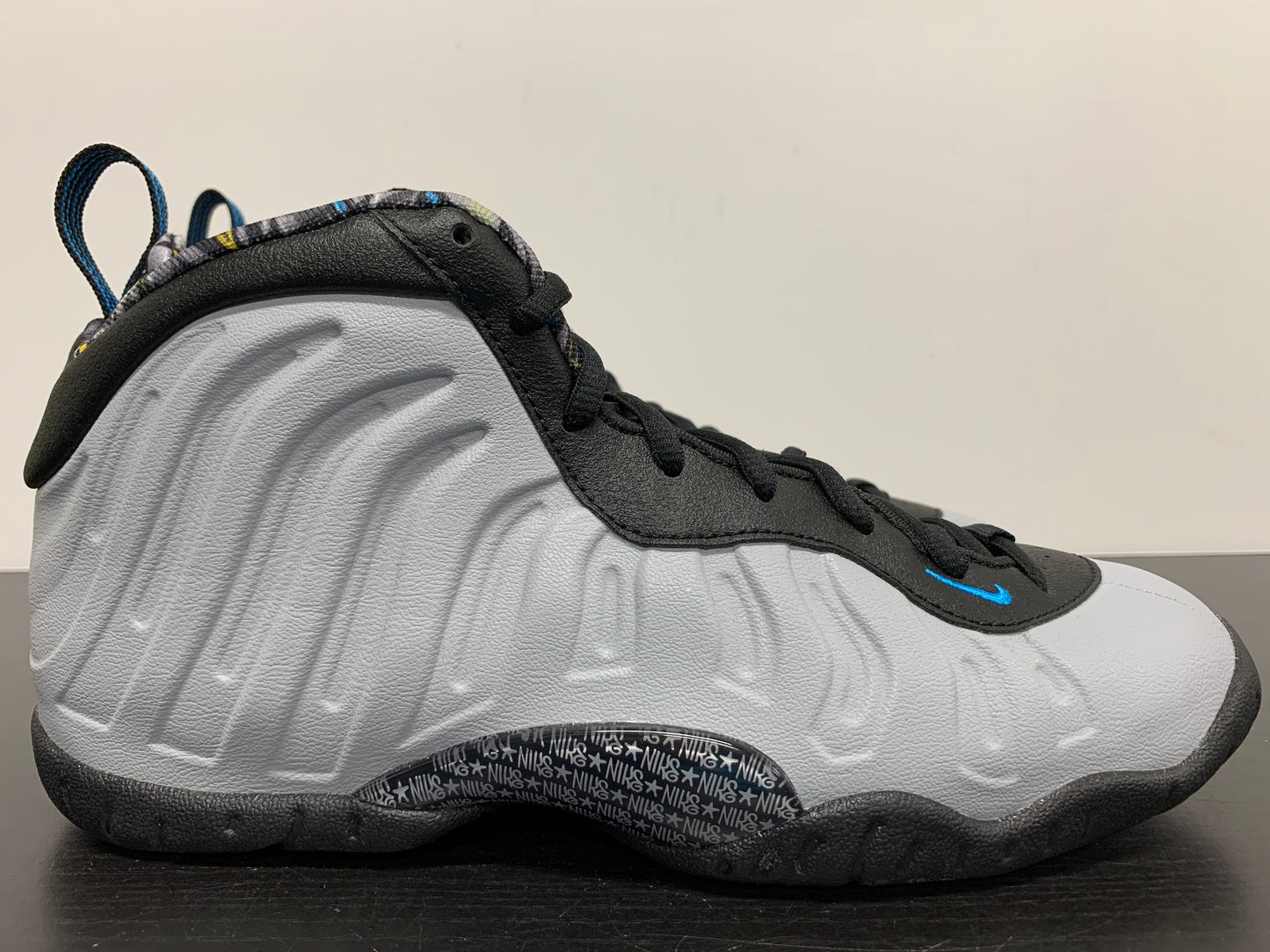 Nike Air Foamposite One Graffiti GS